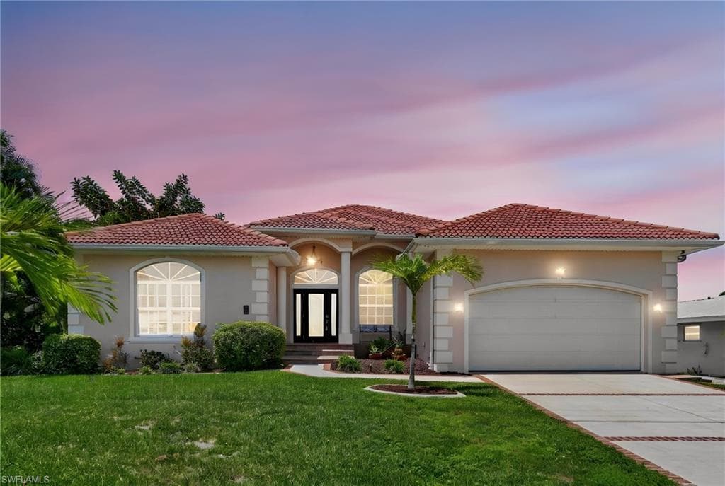 1298 Thompson St, North Fort Myers, photo 3