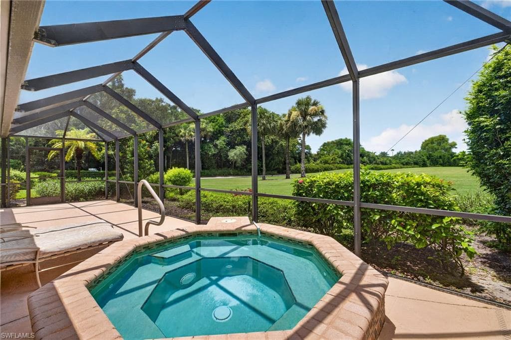 13360 Southampton Dr, Bonita Springs, photo 3