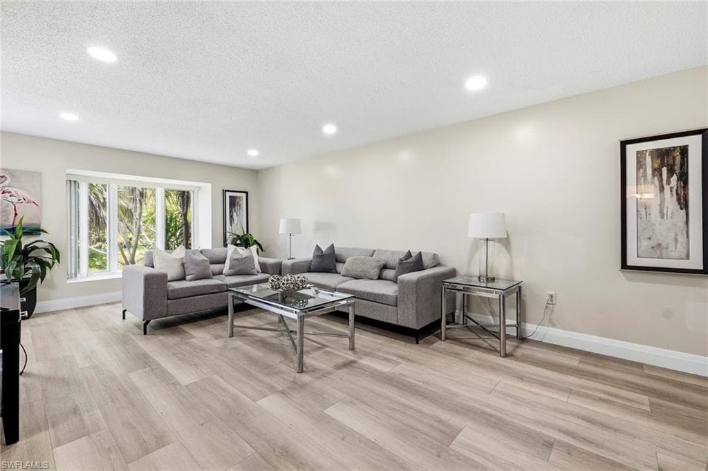 428 Meadowlark Ln #428-B, Naples, photo 3