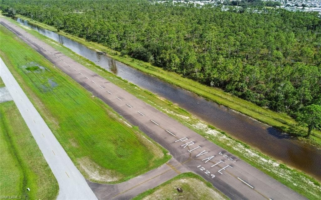 18683 Baseleg Ave, North Fort Myers, photo 3