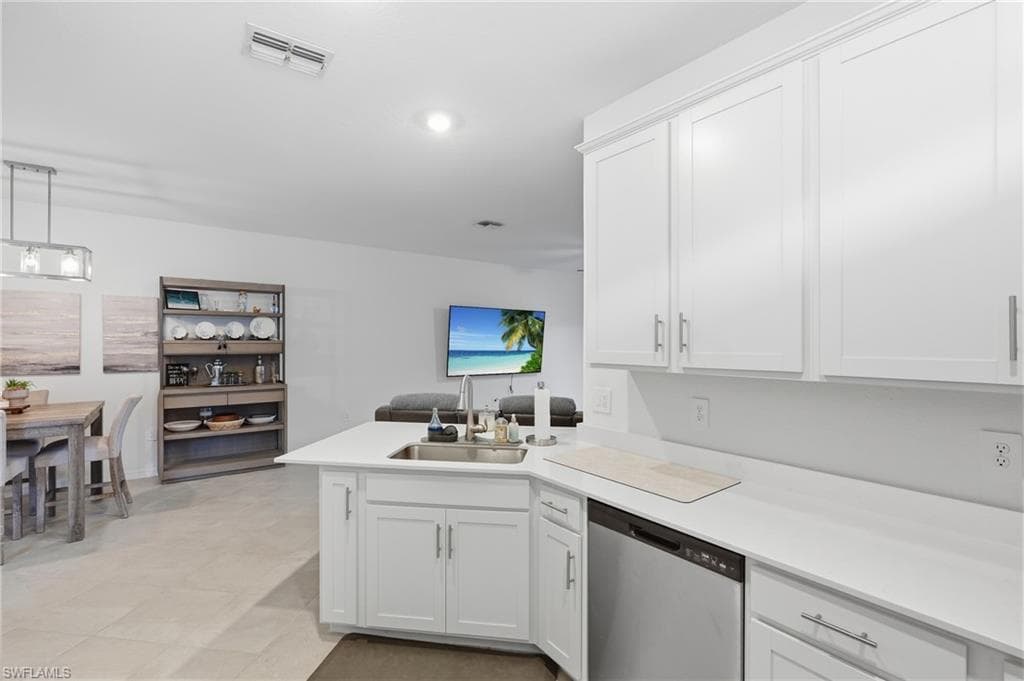 2228 Dragonfruit Way, Naples, photo 3