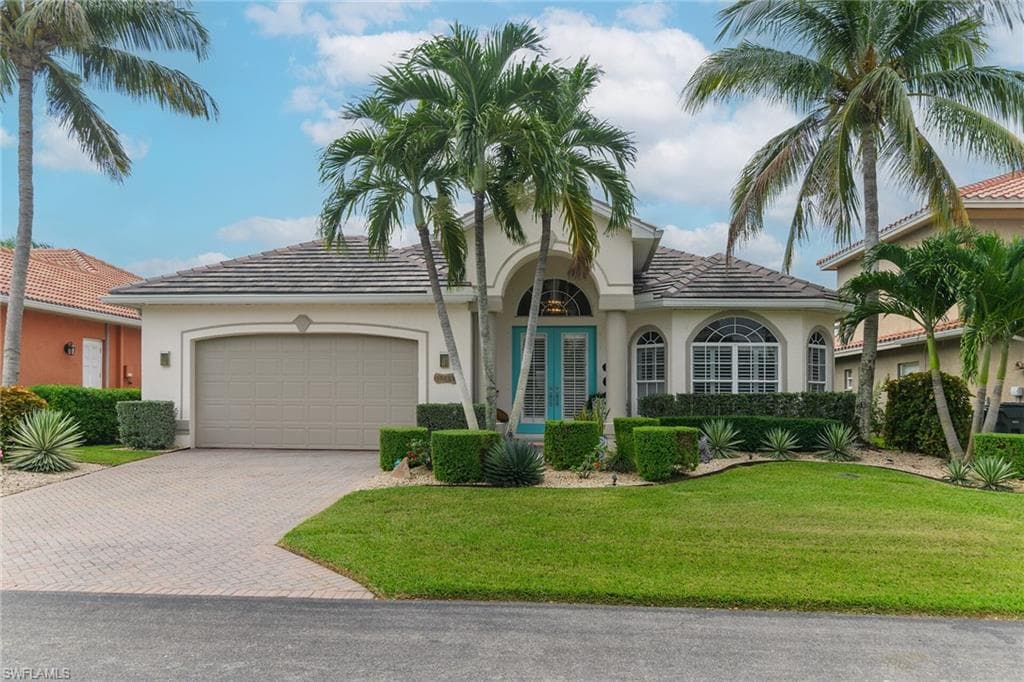 14610 Laguna Dr, Fort Myers, photo 2