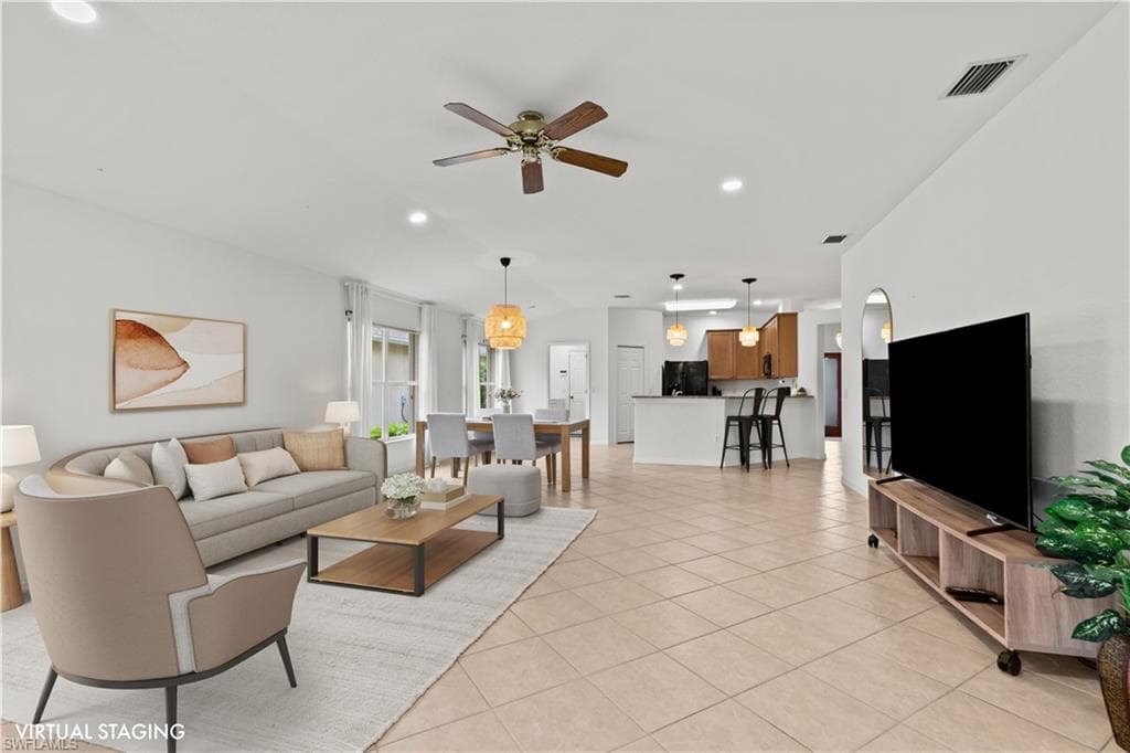 14635 Calusa Palms Dr, Fort Myers, photo 3