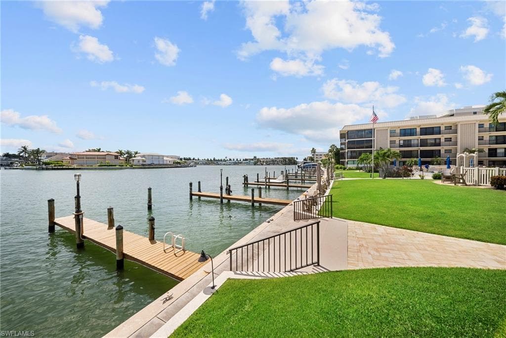 3200 Gulf Shore Blvd #107, Naples