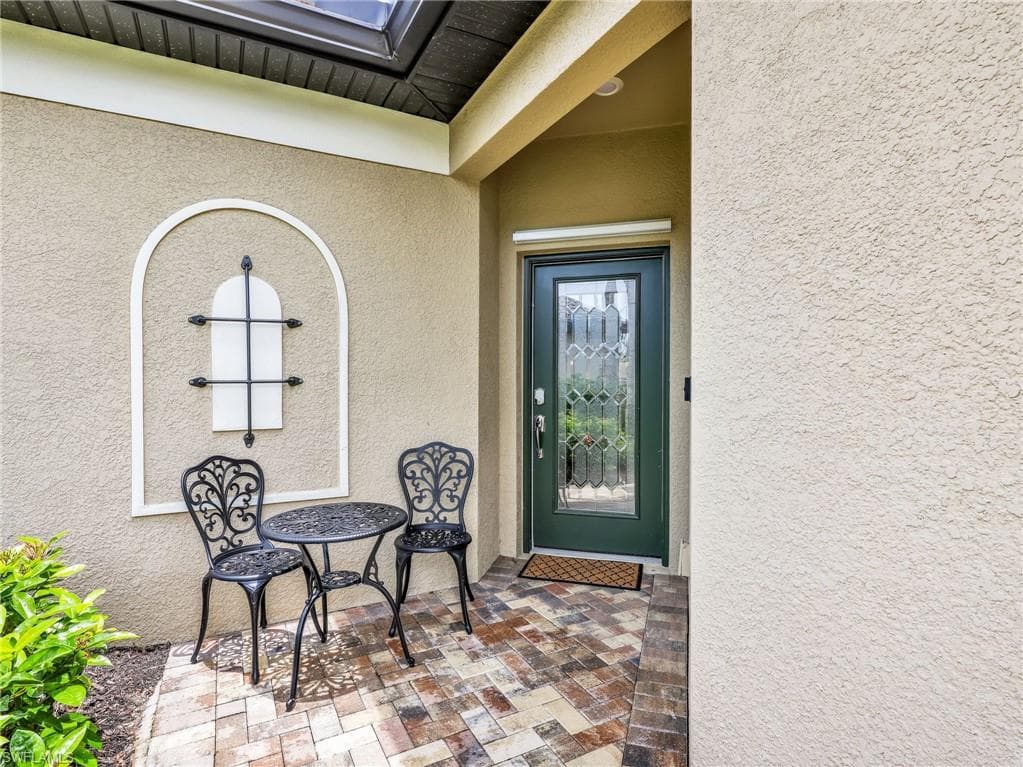 9157 Glenforest Dr, Naples, photo 3