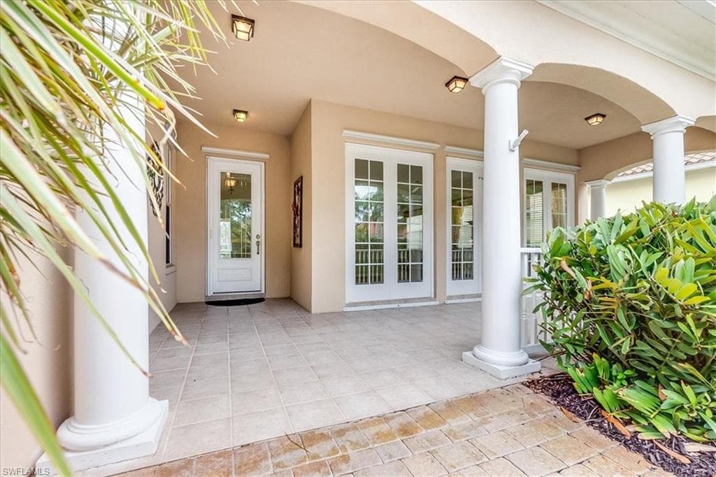 14860 Carducci Ct, Bonita Springs, photo 2