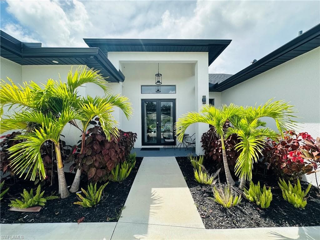 613 Hibiscus Ave, Lehigh Acres, photo 3