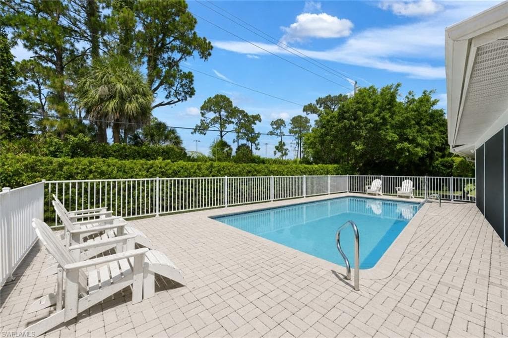 1839 Imperial Golf Co Blvd, Naples, photo 3