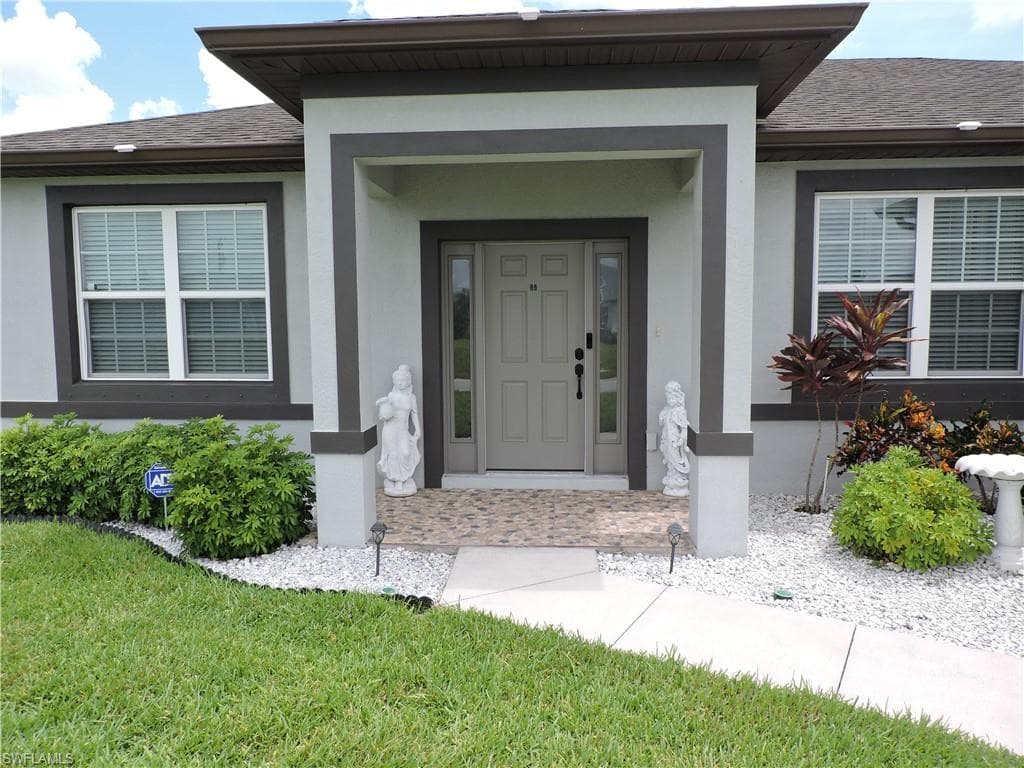 204 11th St, Cape Coral, photo 2