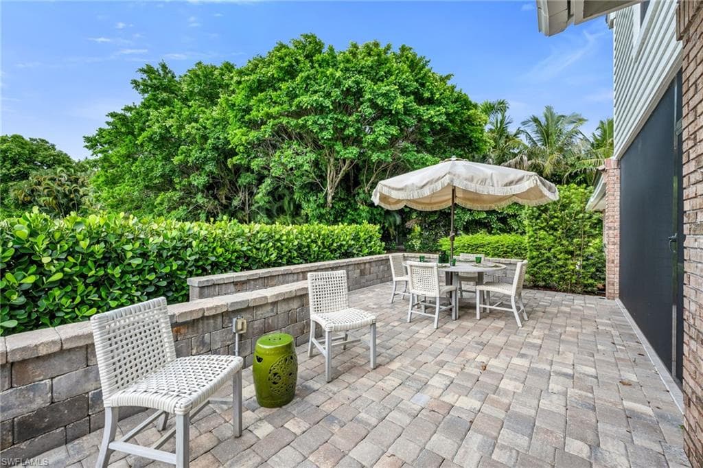 569 Park Shore Dr #g5, Naples, photo 2