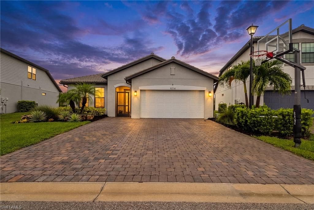 9214 Bexley Dr, Fort Myers