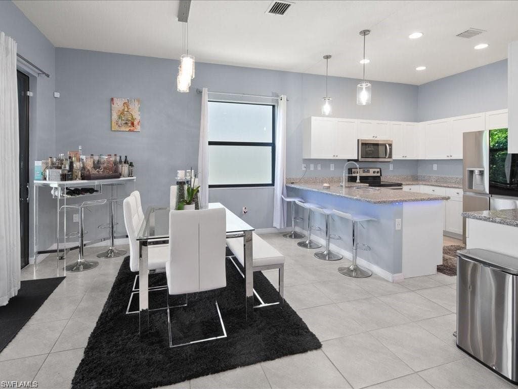 8812 Madrid Cir, Naples, photo 2