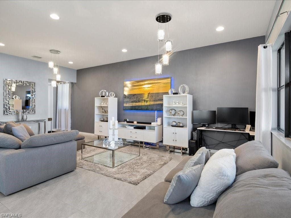 8812 Madrid Cir, Naples, photo 3