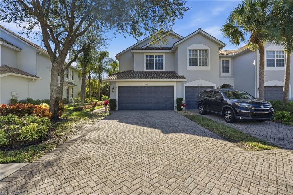 15671 Marcello Cir #124, Naples, photo 2