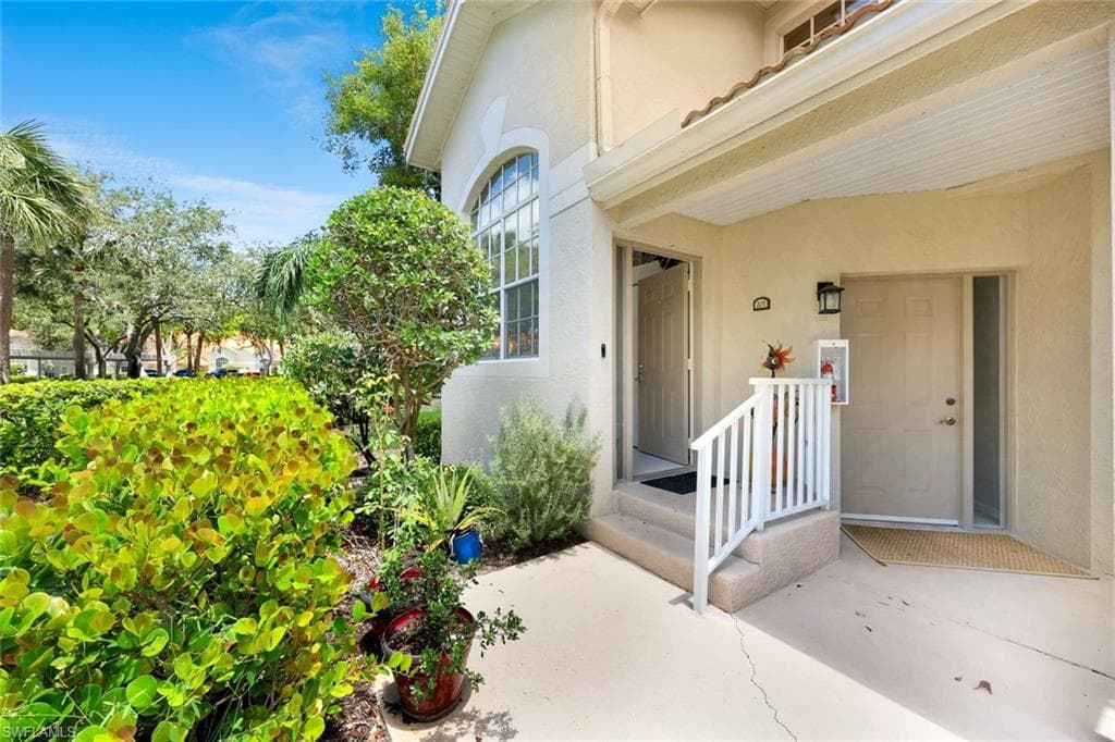 7518 Silver Trumpet Ln #201, Naples, photo 2