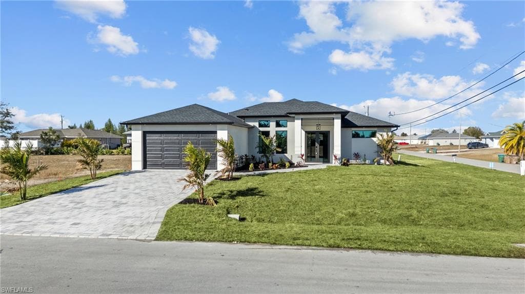 1430 6th Pl, Cape Coral