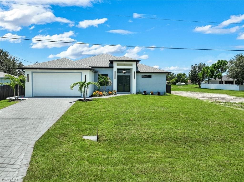 2214 15th Ter, Cape Coral, photo 2