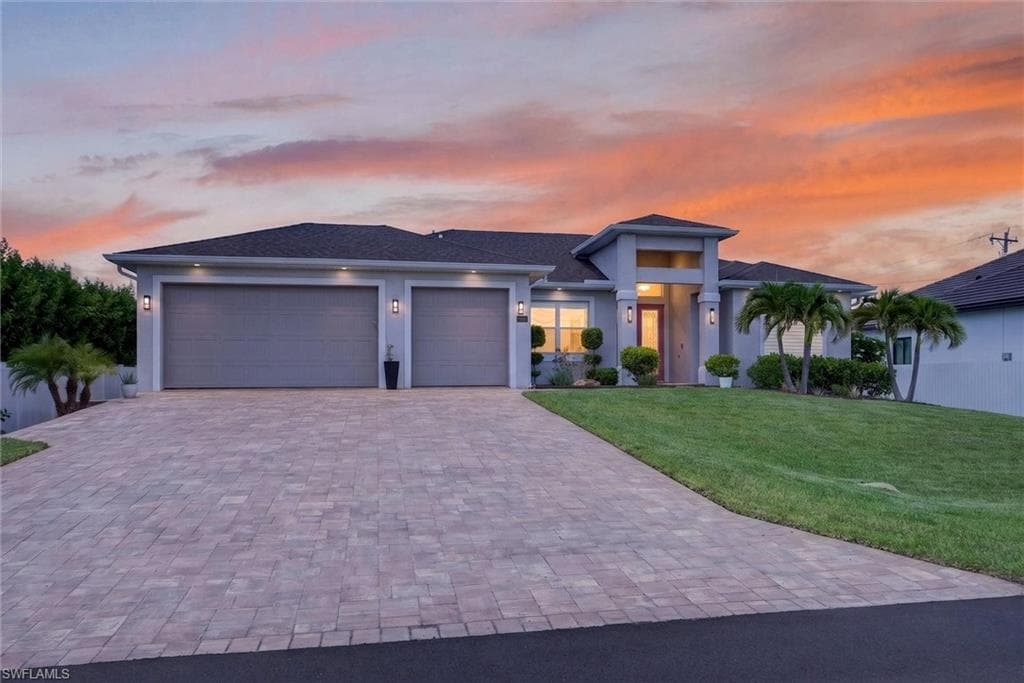 1605 43rd St, Cape Coral, photo 2