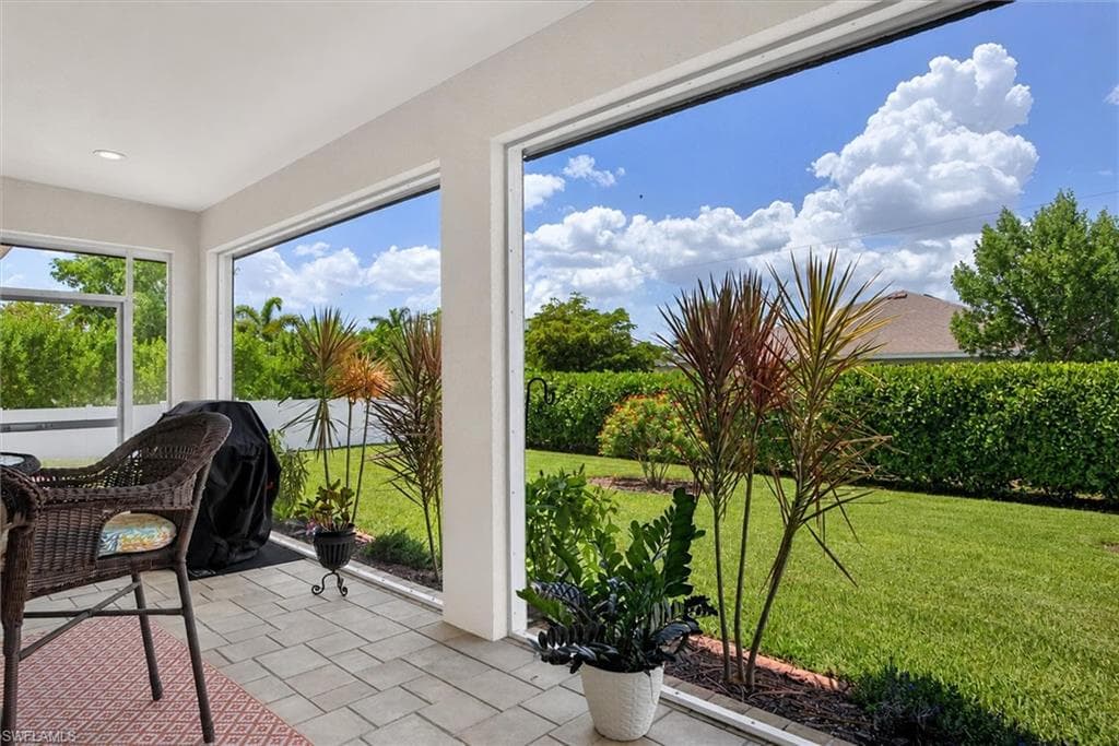 1605 43rd St, Cape Coral, photo 3