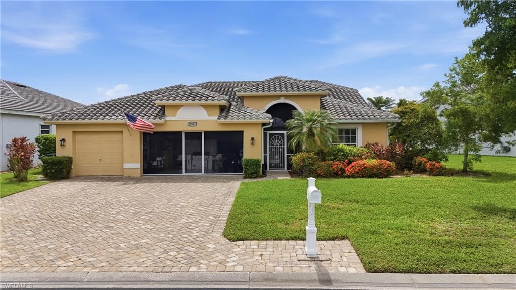 12846 Dresden Ct, Fort Myers, photo 2