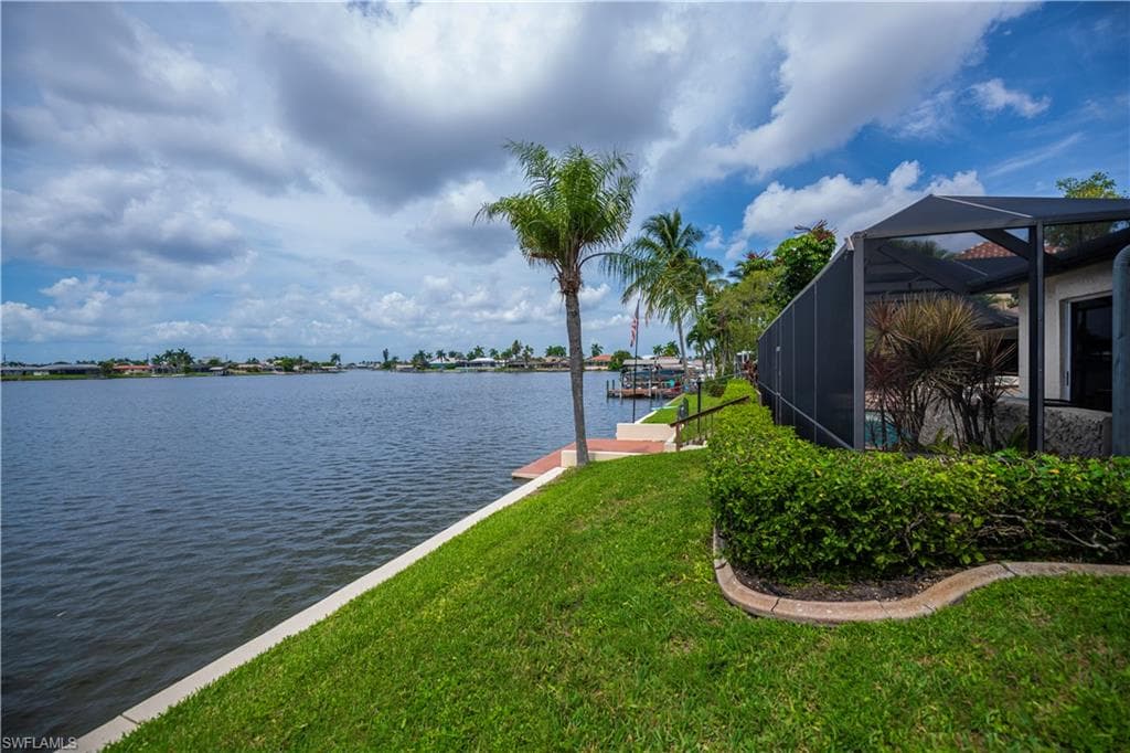 412 Cape Coral Pkwy, Cape Coral