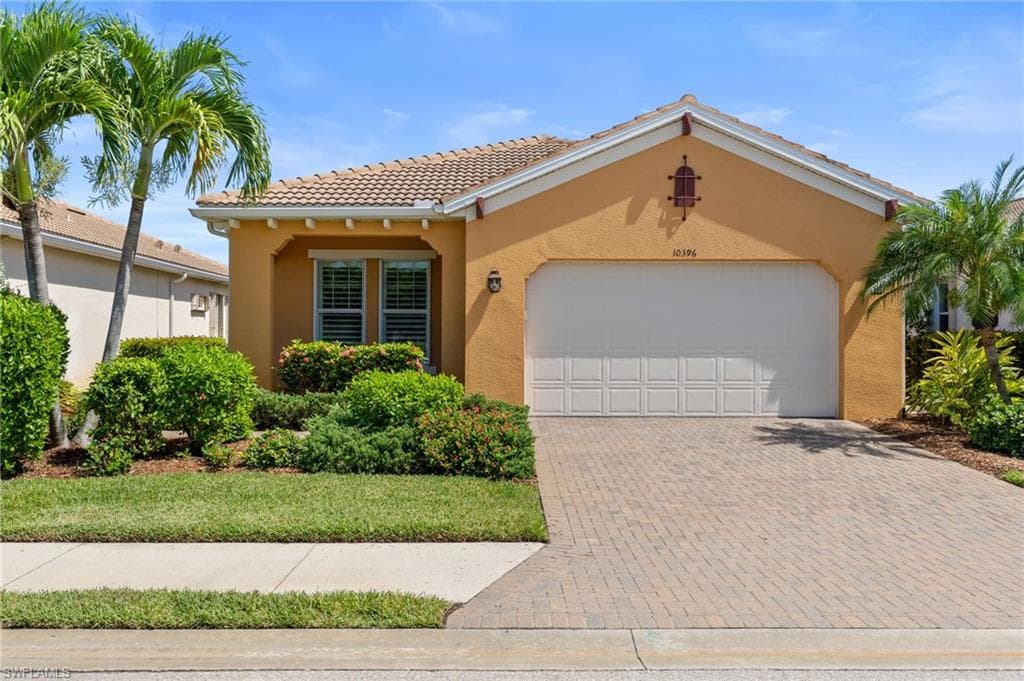 10396 Materita Dr, Fort Myers, photo 2
