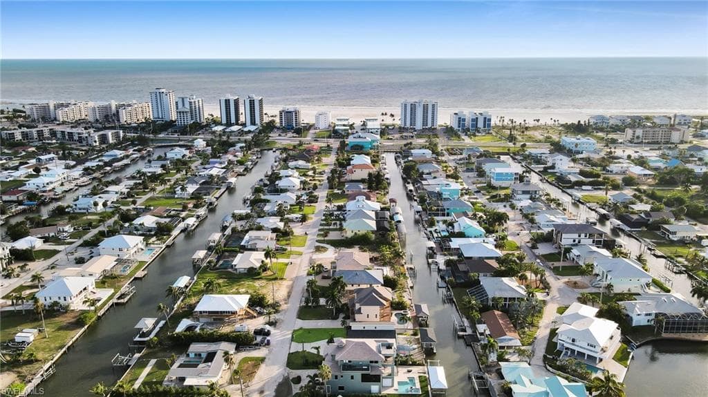 261 Egret St, Fort Myers Beach, photo 3