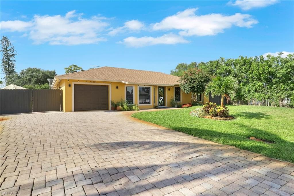 4500 28th Ave, Naples