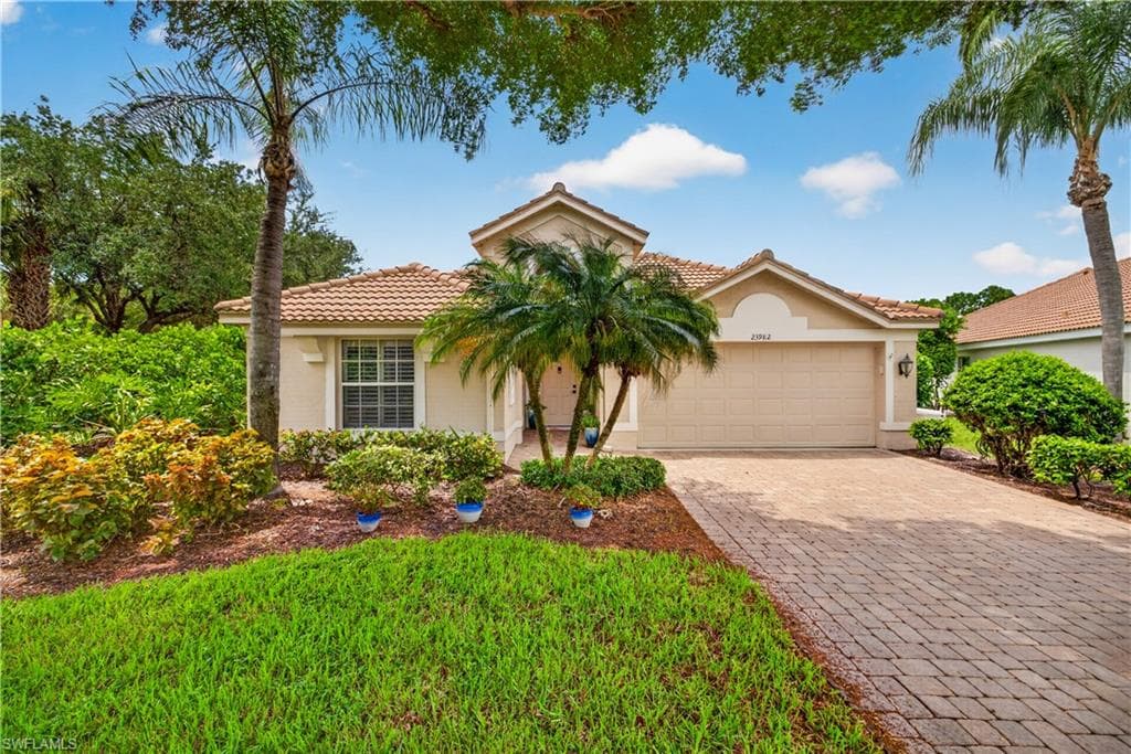 23982 Creek Branch Ln, Estero, photo 2