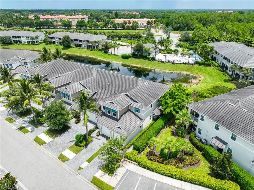 6966 Avalon Cir #908, Naples, photo 2