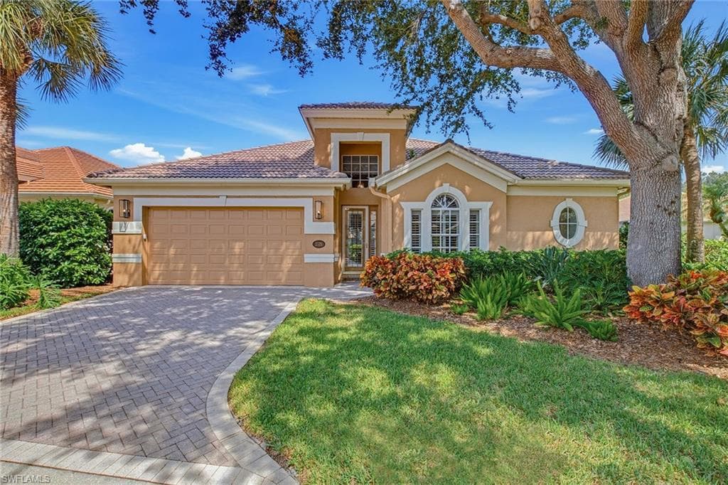 2325 Island Cove Cir, Naples, photo 2