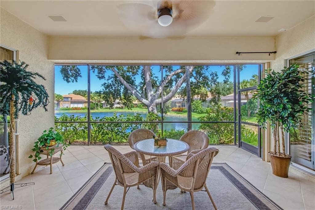 2325 Island Cove Cir, Naples