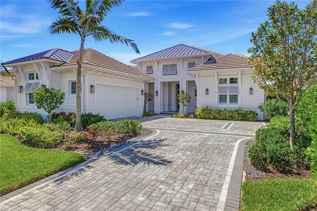 3308 Kumamoto Ln, Naples
