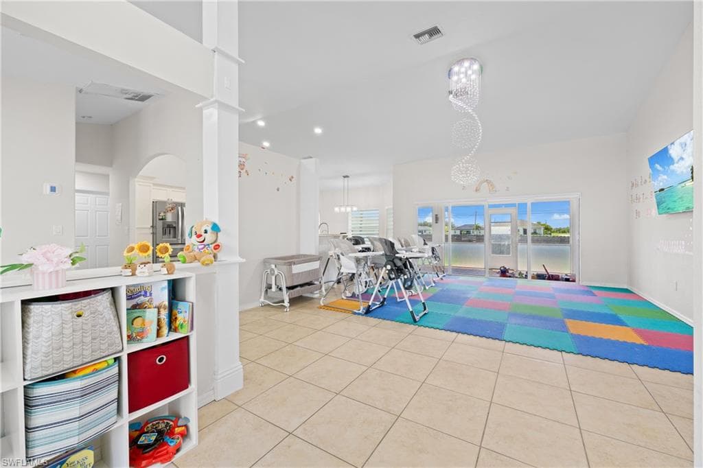 1834 7th Pl, Cape Coral, photo 3