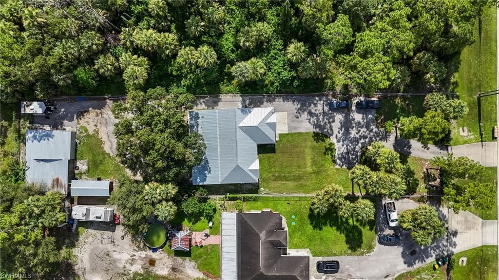 1871 Golden Gate Blvd, Naples, photo 2