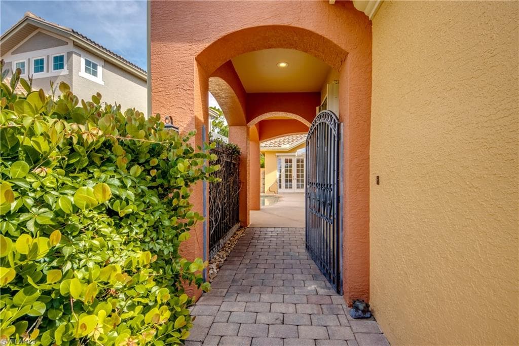 7533 Key Deer Ct, Fort Myers, photo 2