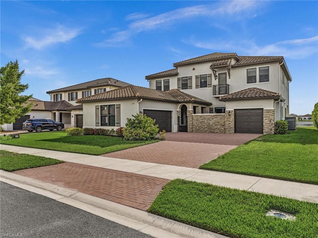 4784 Sophia Dr, Ave Maria