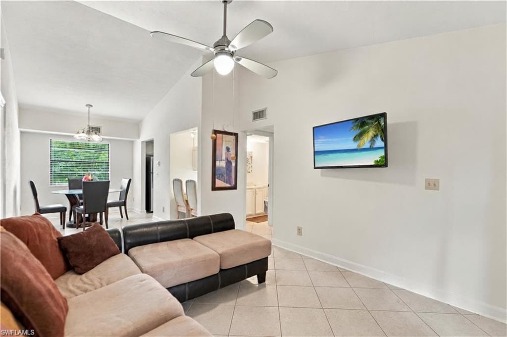 5501 Rattlesnake Hamm Rd #209, Naples, photo 2