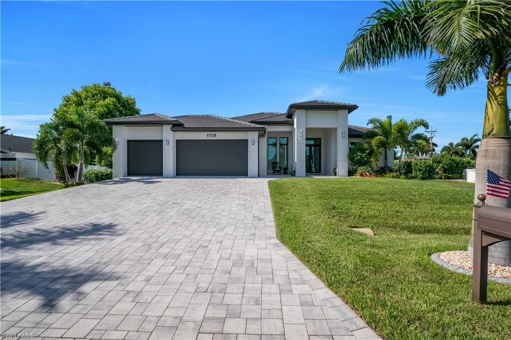 1735 51st Ter, Cape Coral