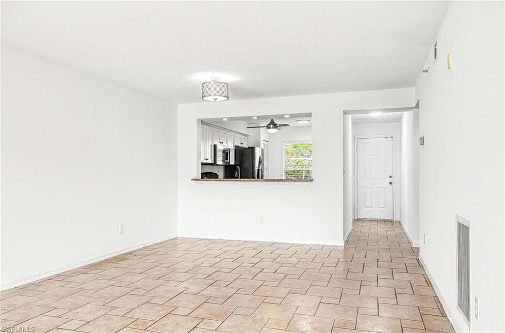9650 Victoria Ln #104, Naples, photo 3