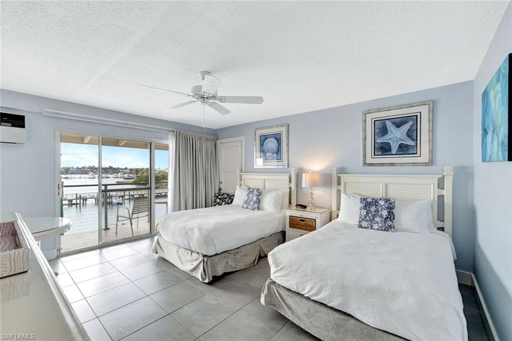 900 Broad Ave #320, Naples, photo 2