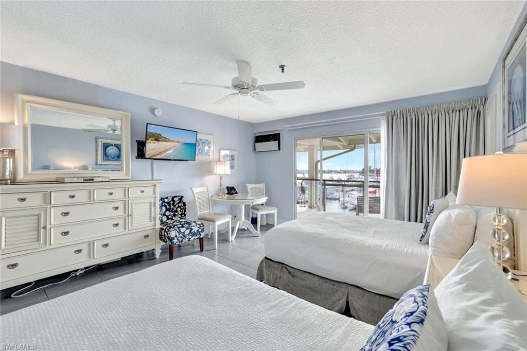 900 Broad Ave #320, Naples, photo 3
