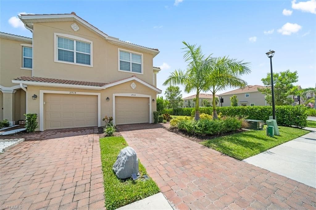 2914 Citrus St, Naples