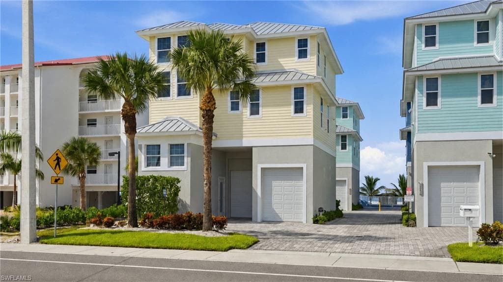 260 Key West Ct, Fort Myers Beach, photo 3