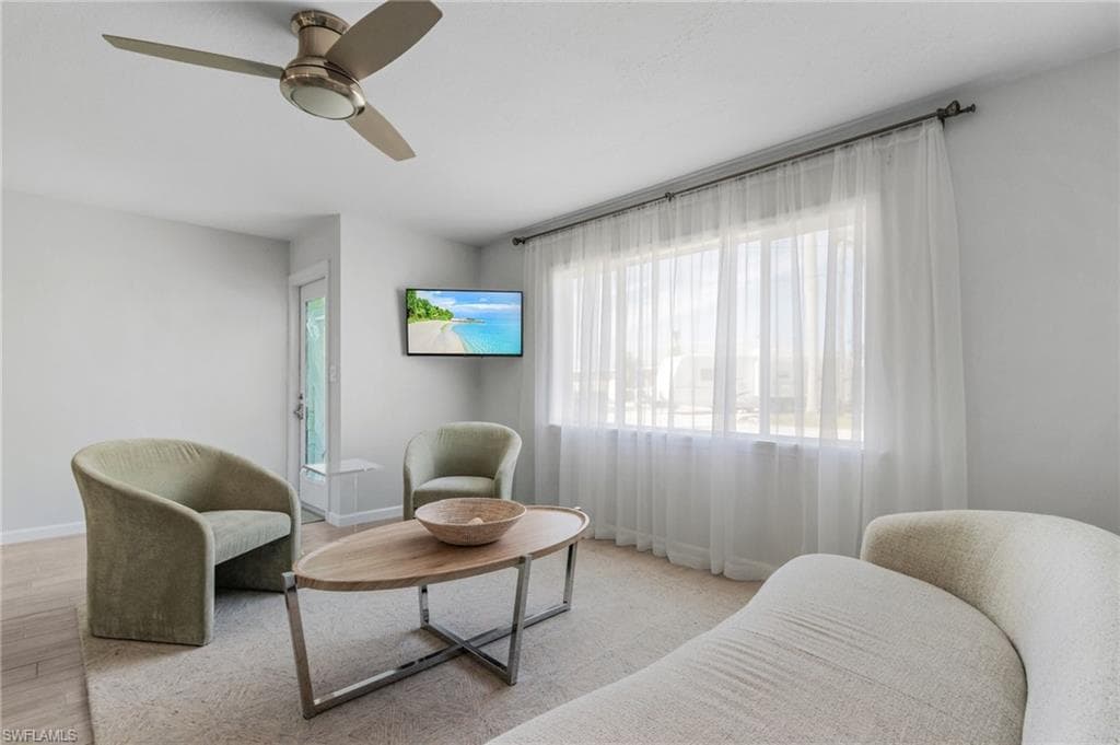 2709 Clyde St, Matlacha, photo 2