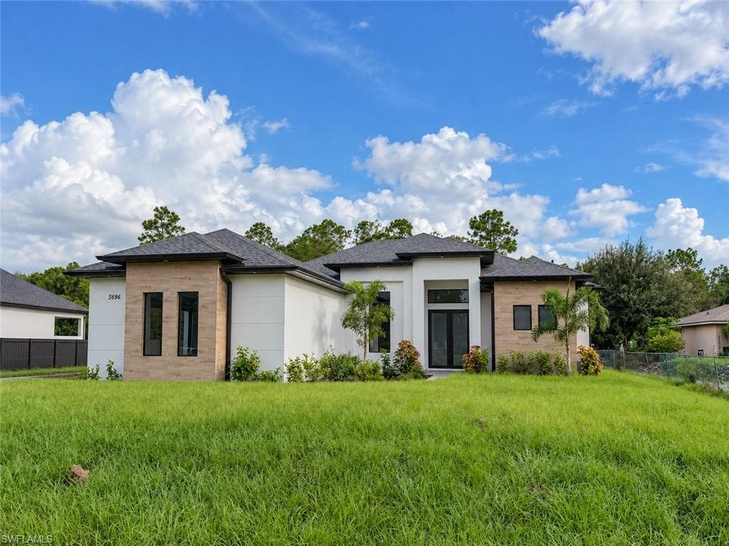 3696 18th Ave, Naples