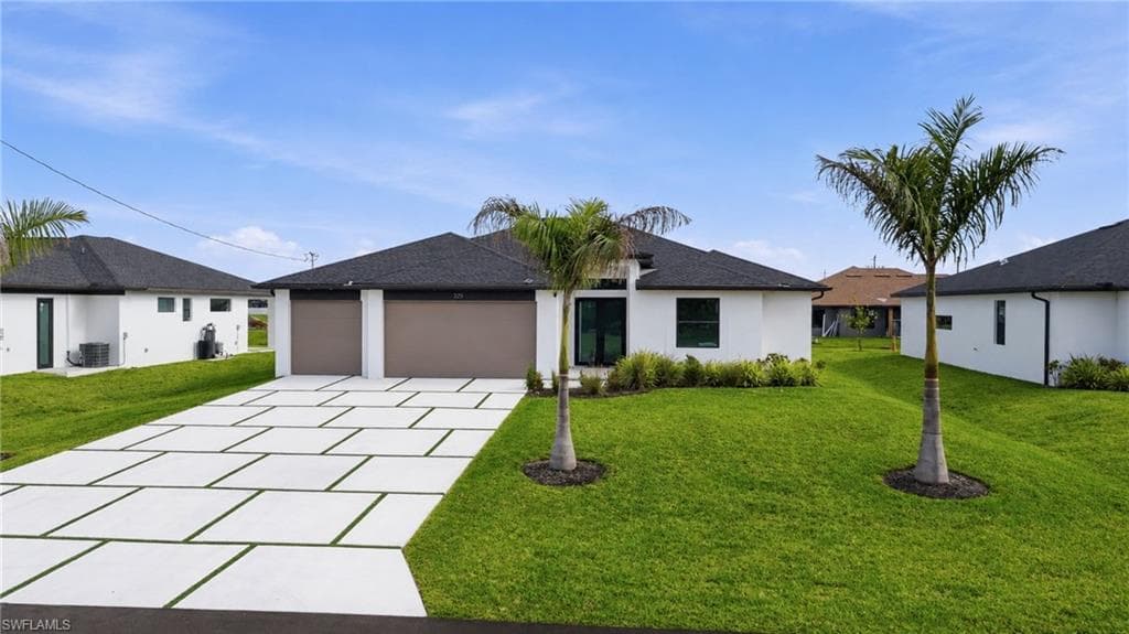 325 15th Ter, Cape Coral