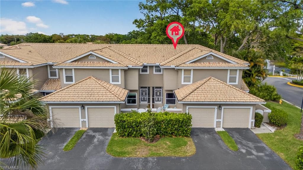 290 Emerald Bay Cir #l7, Naples, photo 2