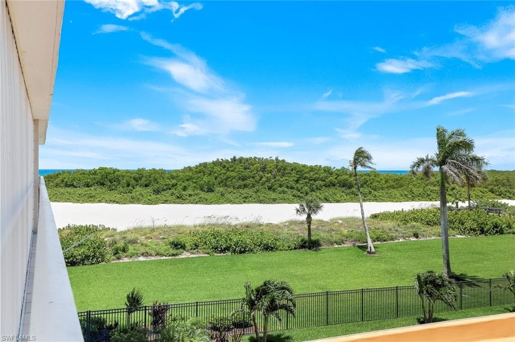 320 Seaview Ct #307, Marco Island, photo 2