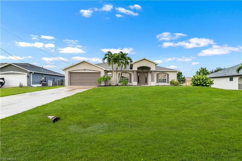 1305 22nd Pl, Cape Coral, photo 2